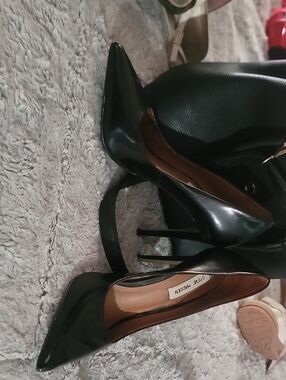 Steve Madden Black Patent Pointed-Toe Stiletto Heels 10